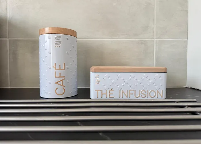 Maison Landena 게스트하우스 *