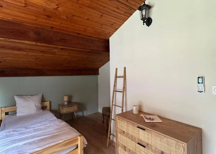 Maison Landena * 몽트드마르장